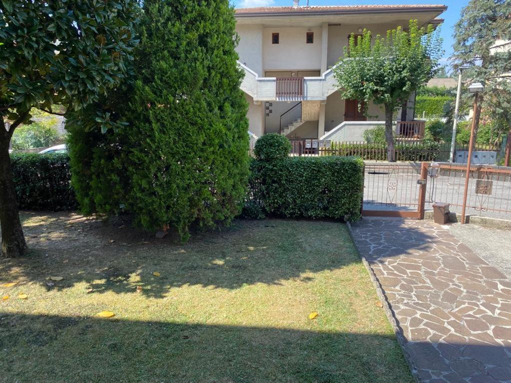 Vesna Apartment Desenzano del Garda Exterior foto